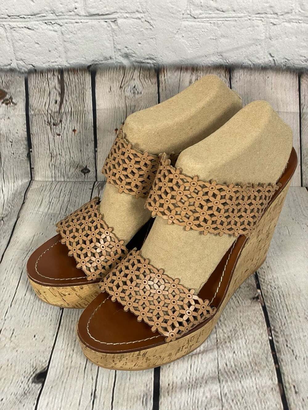 Tory Burch Jackie Laser-Cut Floral Cork Wedge Sandals Size 11